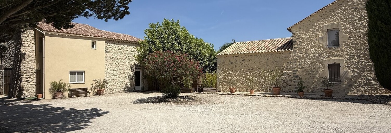 Maison 12 Pièces 250 m² à vendre à Avignon (84140)
