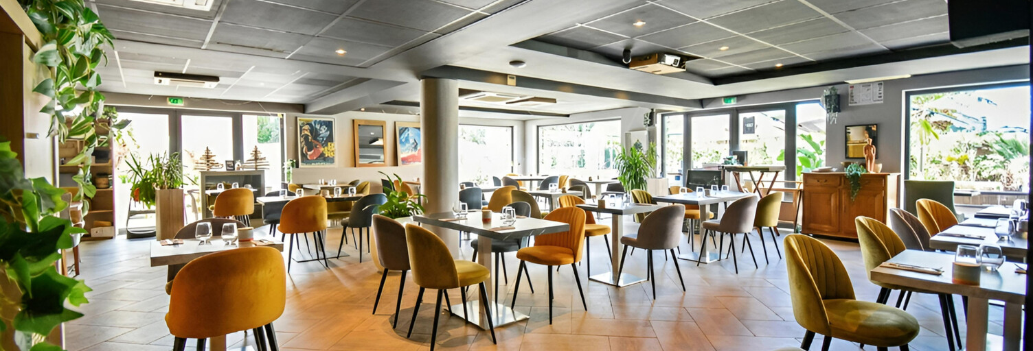 Commerce  241 m² à vendre à Mandelieu-la-Napoule (06210)