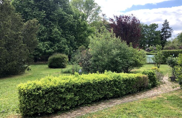 Grande maison de style proche anglo normand — photo 5