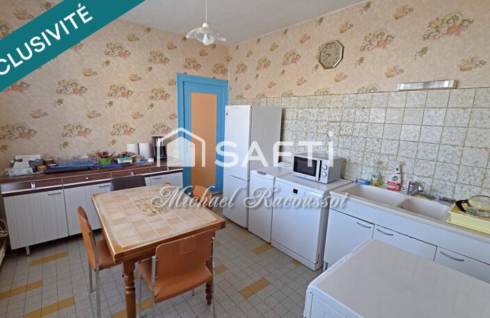 Maison individuelle - 109m² - Montceau Les Mines — photo 4
