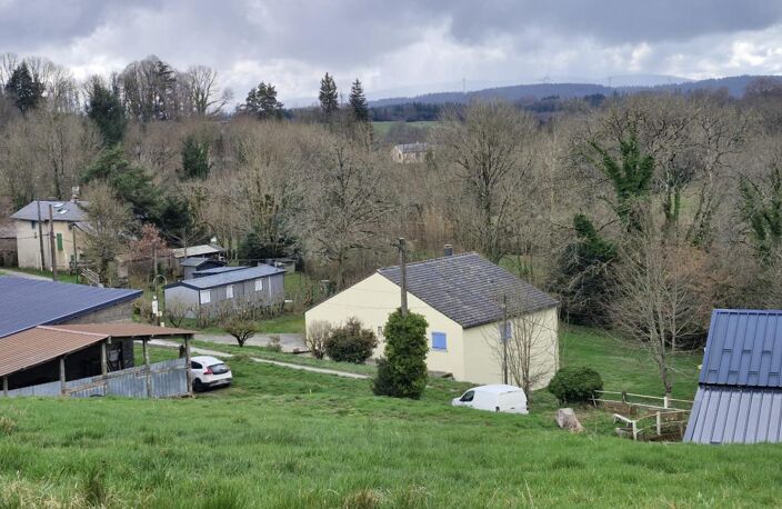Terrain constructible de 1500 m² non viabilisé — photo 3