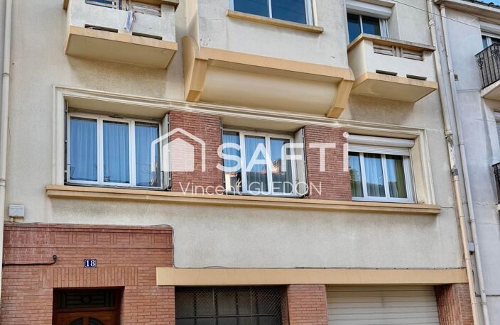 IMMEUBLE DE RAPPORT + HANGAR — photo 2