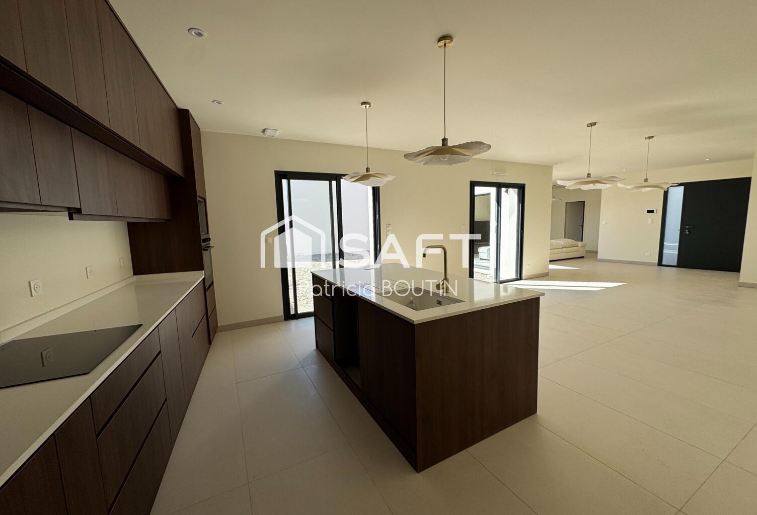 PAVILLON PLAIN PIED 3 CHAMBRES DONT UNE SUITE PARENTALE ET GARAGE A NIORT ! — photo 1