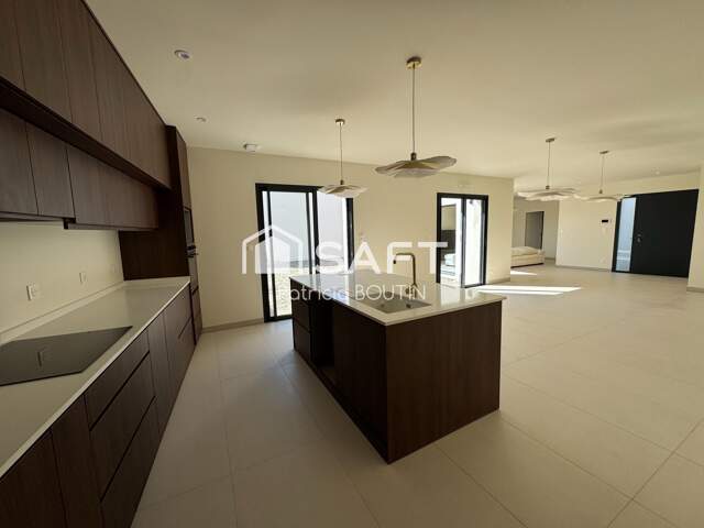PAVILLON PLAIN PIED 3 CHAMBRES DONT UNE SUITE PARENTALE ET GARAGE A NIORT ! — photo du bien