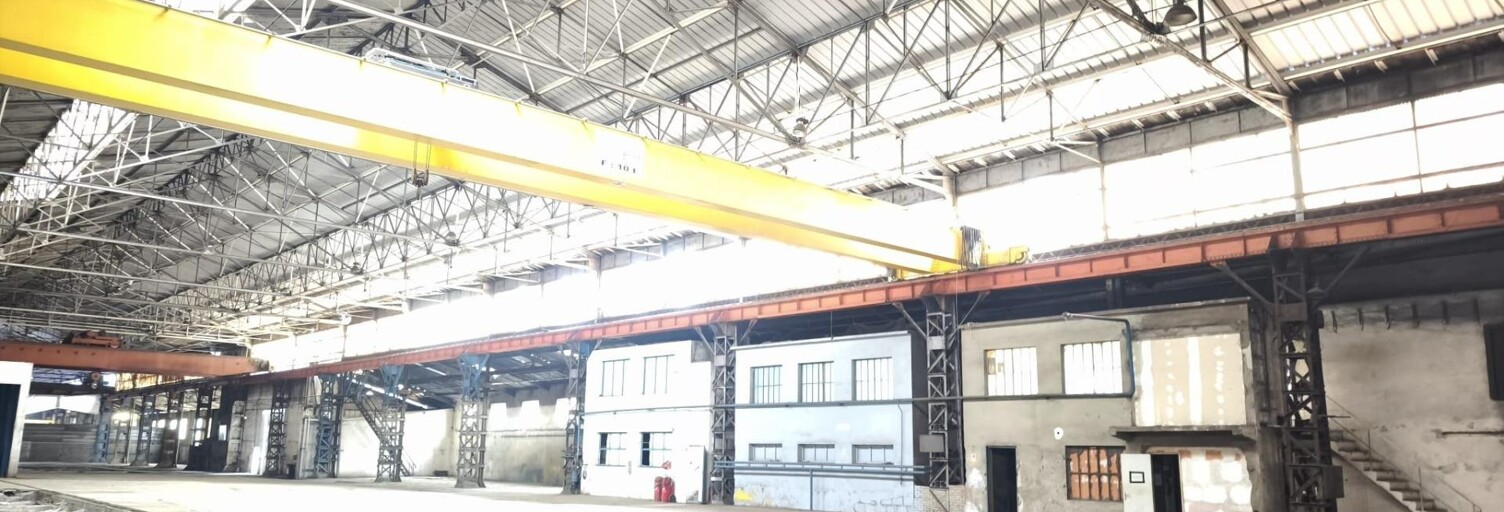 Commerce 5 Pièces 5400 m² à vendre à Rive-de-Gier (42800)