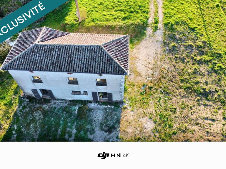 Projet de rénovation en pleine nature  maison en pierre avec potentiel - 100 m2 — photo 1