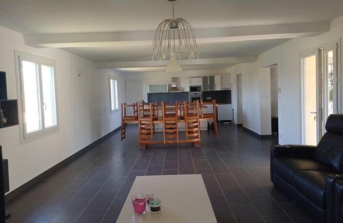 Campagne, proximité d'Aubeterre sur Dronne. plain pied — photo 3