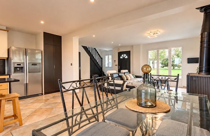 Maison familiale 145 m²  4 chambres  jardin avec piscine sans vis-à-vis — photo 4