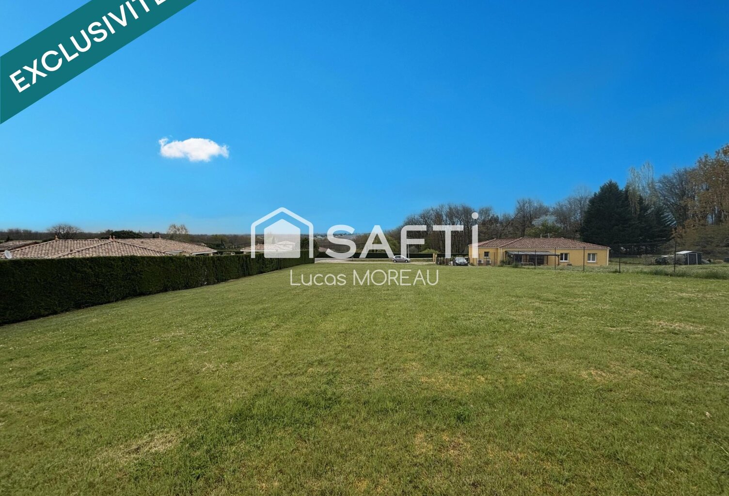 Terrain de 2700 m2  non viabilisé — photo 1