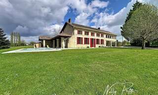 Maison 8 Pièces 228 m² à vendre à Tizac-de-Lapouyade (33620)