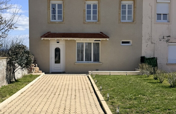 Maison de village mitoyenne rénovée de 95 m2 hab. — photo 2