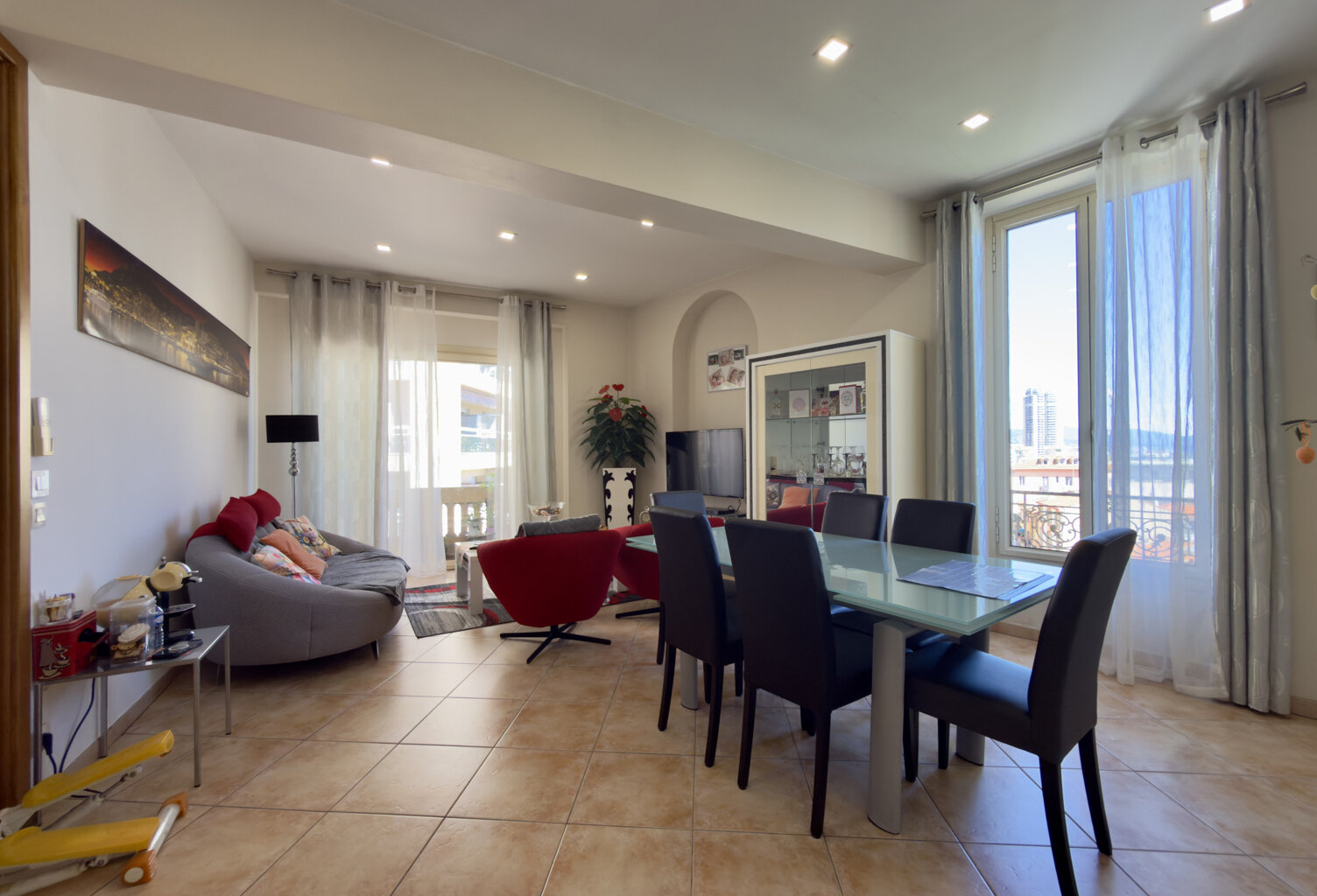 APPARTEMENT 4 PIECES - CAVE - BEAUSOLEIL — photo 1