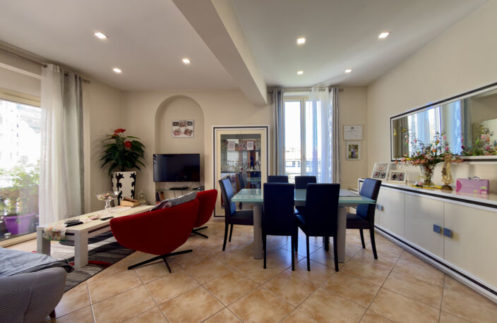 APPARTEMENT 4 PIECES - CAVE - BEAUSOLEIL — photo 2