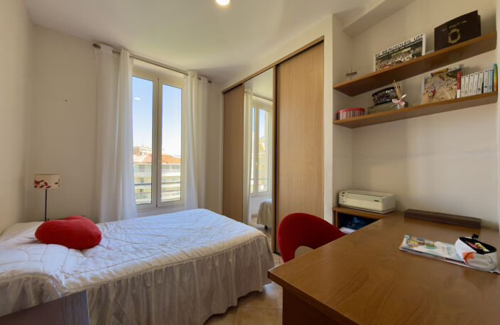 APPARTEMENT 4 PIECES - CAVE - BEAUSOLEIL — photo 3