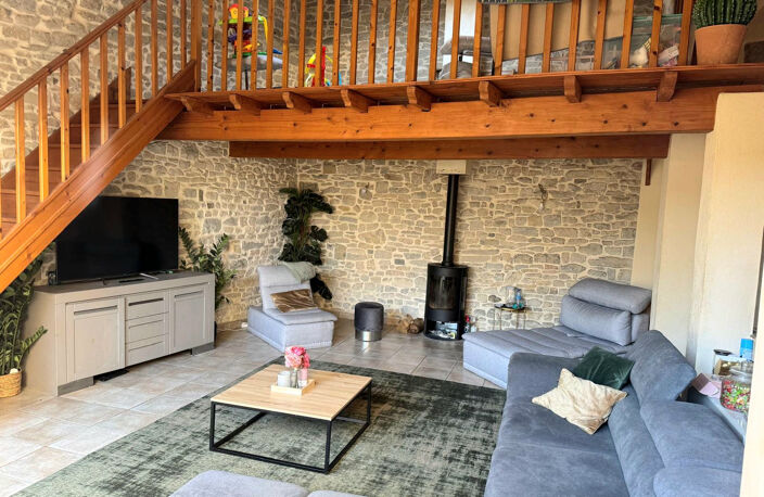A VENDRE CLARENSAC Charmante maison de village Mitoyenne — photo 3