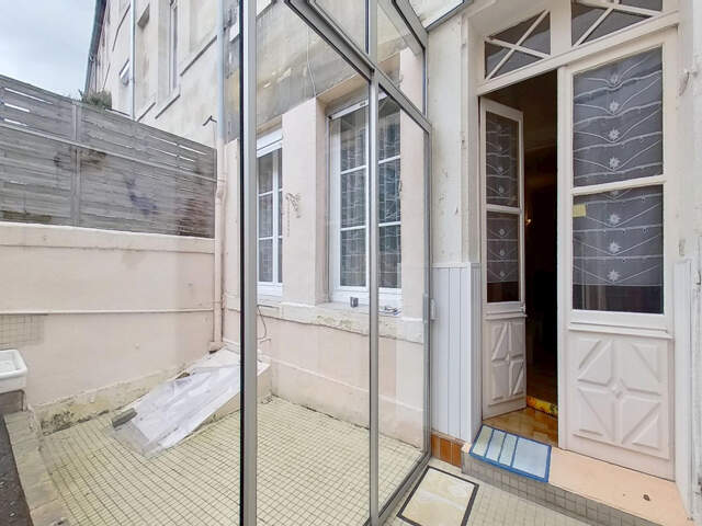 MAISON DE VILLE — photo du bien