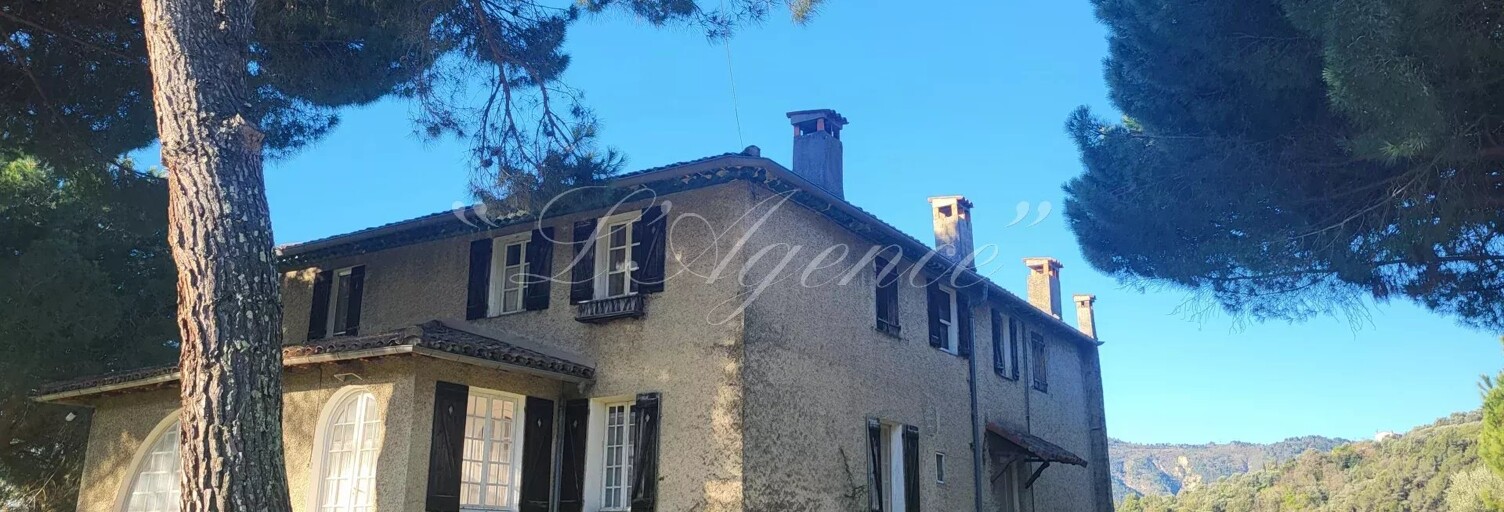 Maison 10 Pièces 300 m² à vendre à Contes (06390)