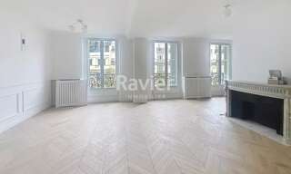 Appartement 5 Pièces 169 m² à louer à Paris 9 (75009)