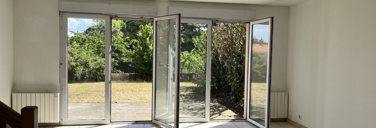 Maison  110 m² à louer à Charly (69390)