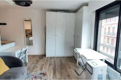 Appartement 1 pièces 736 €