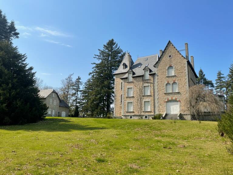 Château — photo 1