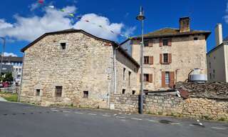 Maison 10 Pièces 200 m² à vendre à Saint-Alban-sur-Limagnole (48120)