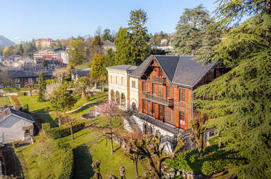 Maison 25 pièces 2100000 €
