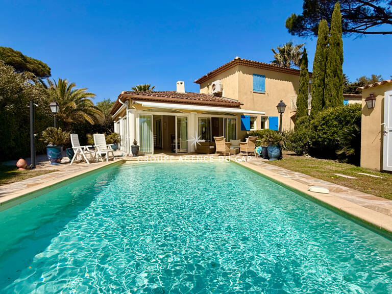 VILLA VUE MER 5 PIECES A PROXIMITE IMMEDIATE DE LA MER, A SAINTE MAXIME — photo 1