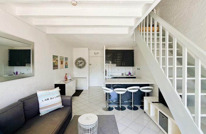 LA BAULE - PROCHE PLAGE - T1 BIS DUPLEX — photo 3