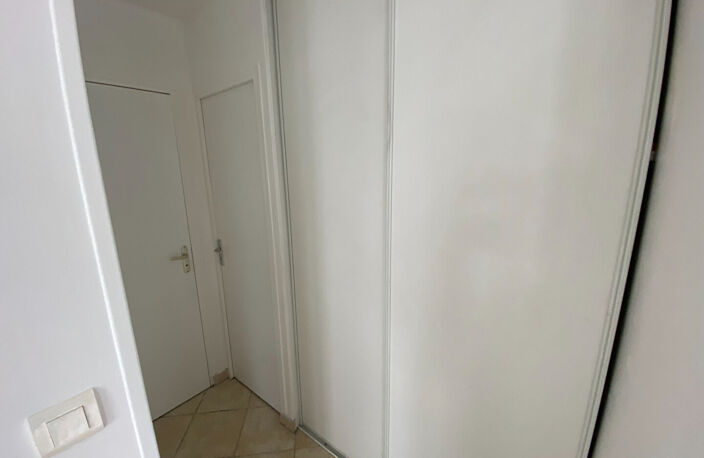 Appartement meublé AUBIGNY SUR NERE - 1 pièce(s) - 23.80 m2 — photo 5