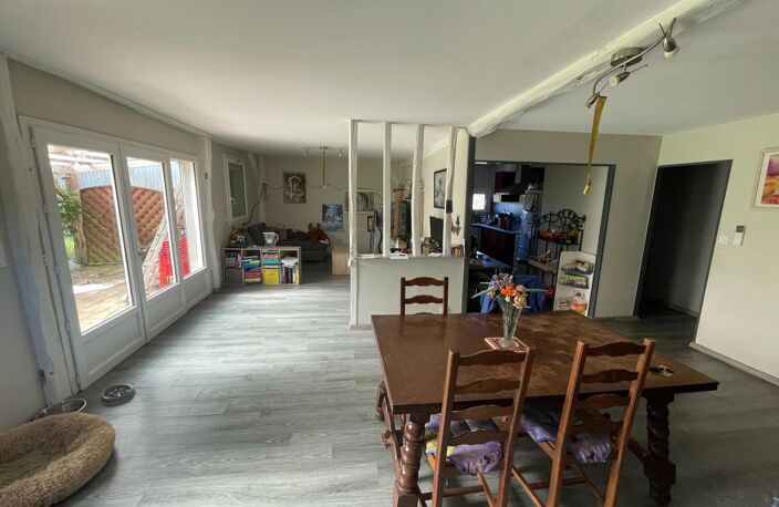 Maison de village avec jardin tous commerces à pied — photo 4