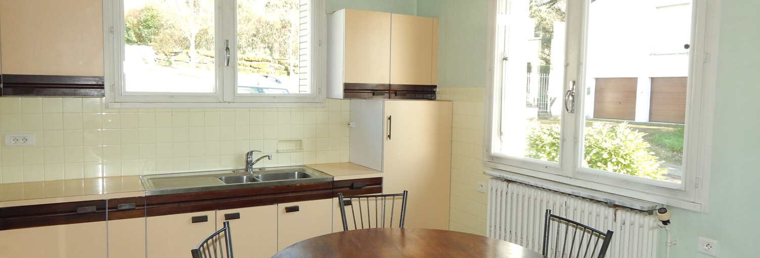 Maison 7 Pièces 155 m² à vendre à Lons-le-Saunier (39000)