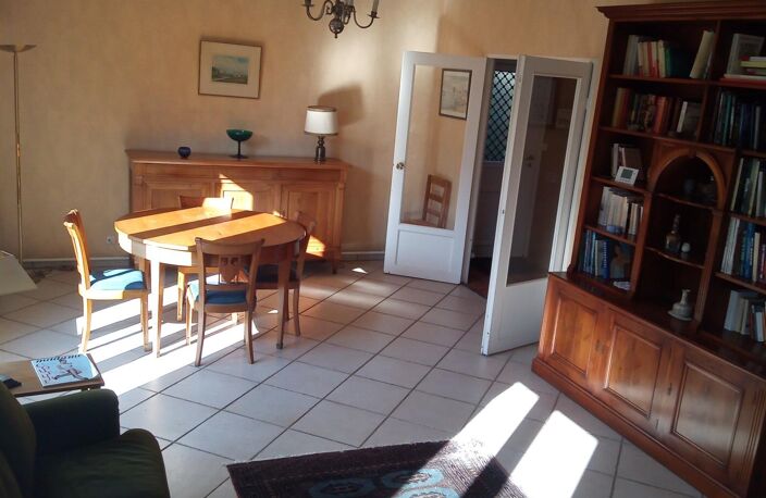 Grande maison a Sainte Genevieve des Bois — photo 3