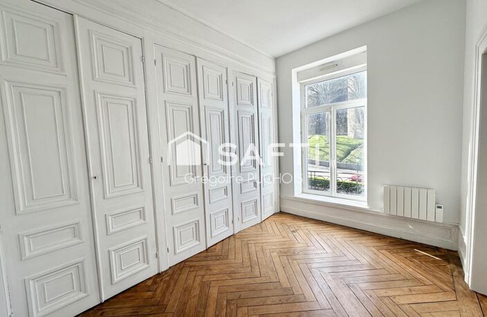 Appartement de caractère (F4) face aux Remparts — photo 4