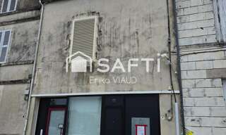 Commerce 4 Pièces 57 m² à vendre à Surgères (17700)
