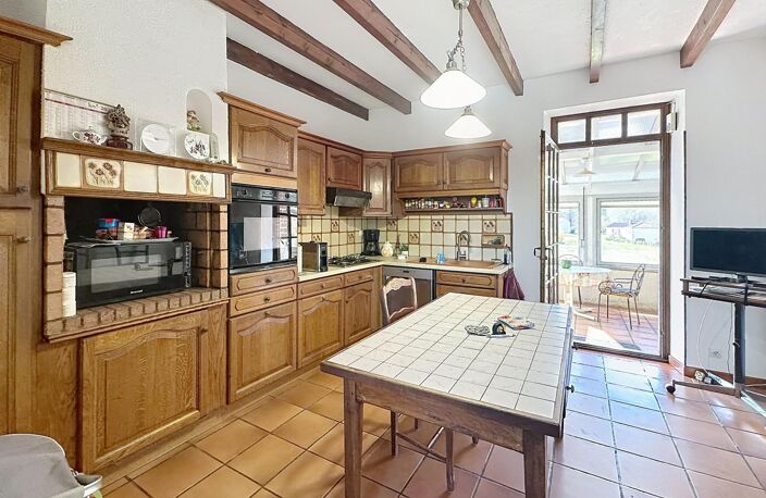 Maison de caractère de 225 m2 , 5 chambres ,  piscine — photo 4