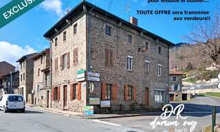 Maison 16 Pièces 228 m² à vendre à Saint-Sauveur-en-Rue (42220)