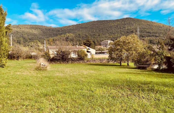 Terrain plat constructible de 1366 M2 raccordement en bordure — photo 4