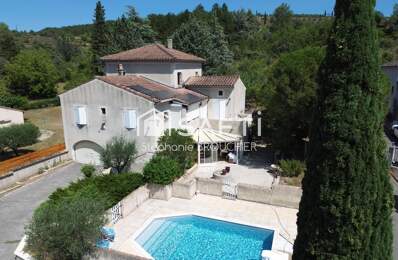 Maison avec piscine 226 m² — photo du bien