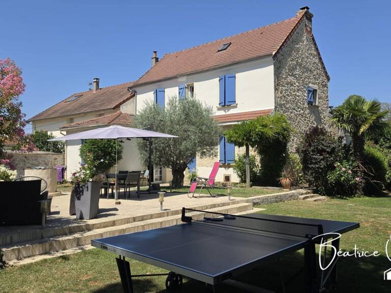 Maison de charme avec dépendance et potentiel rare — photo 1
