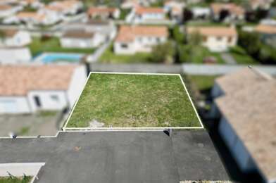 Terrain  53500 €