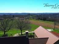 Corps de ferme avec terrain plat en campagne. — photo 2