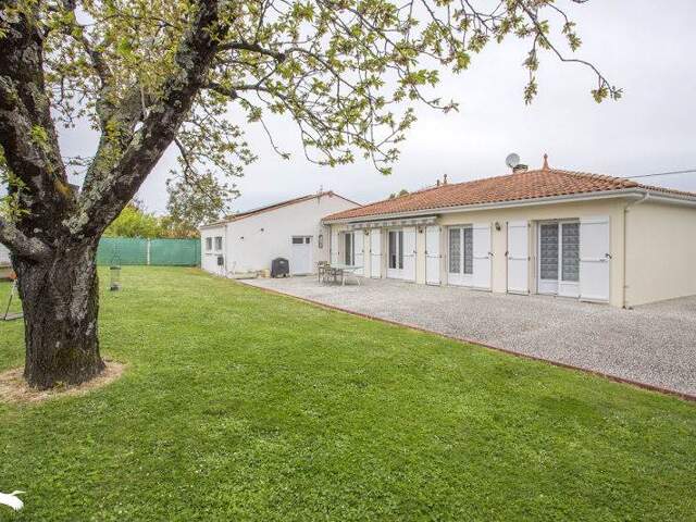Pavillon de 5 pièces principales — photo du bien