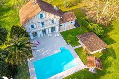 Maison 8 pièces 724640 €