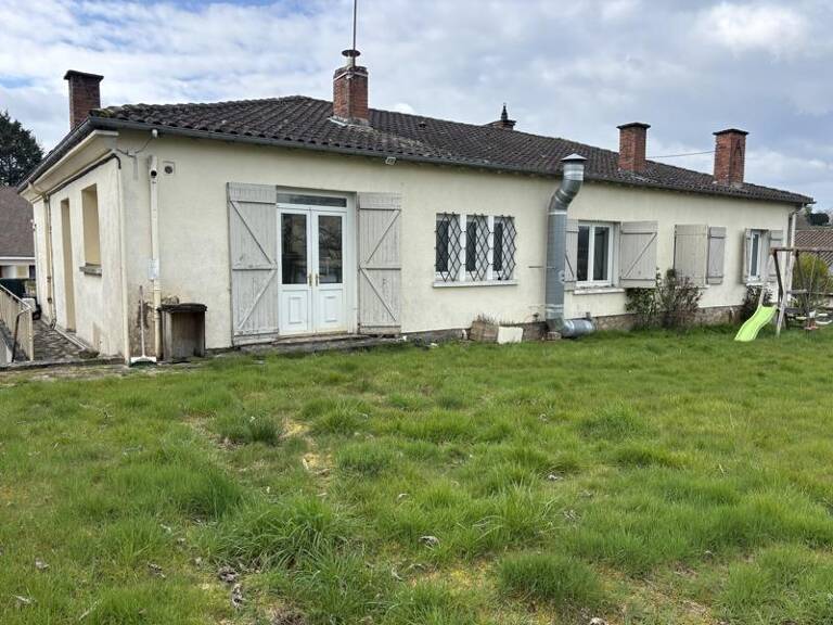 Maison de bourg de 9 pièces principales — photo 1