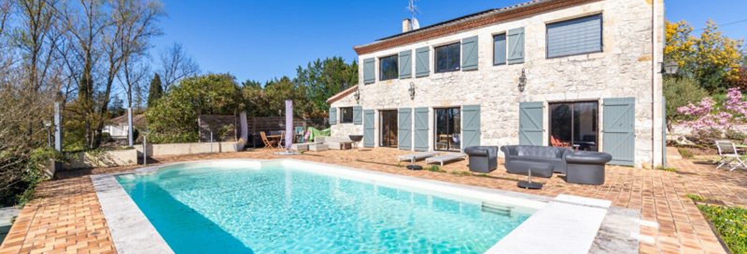 Maison 10 Pièces 225 m² à vendre à Sainte-Colombe-en-Bruilhois (47310)