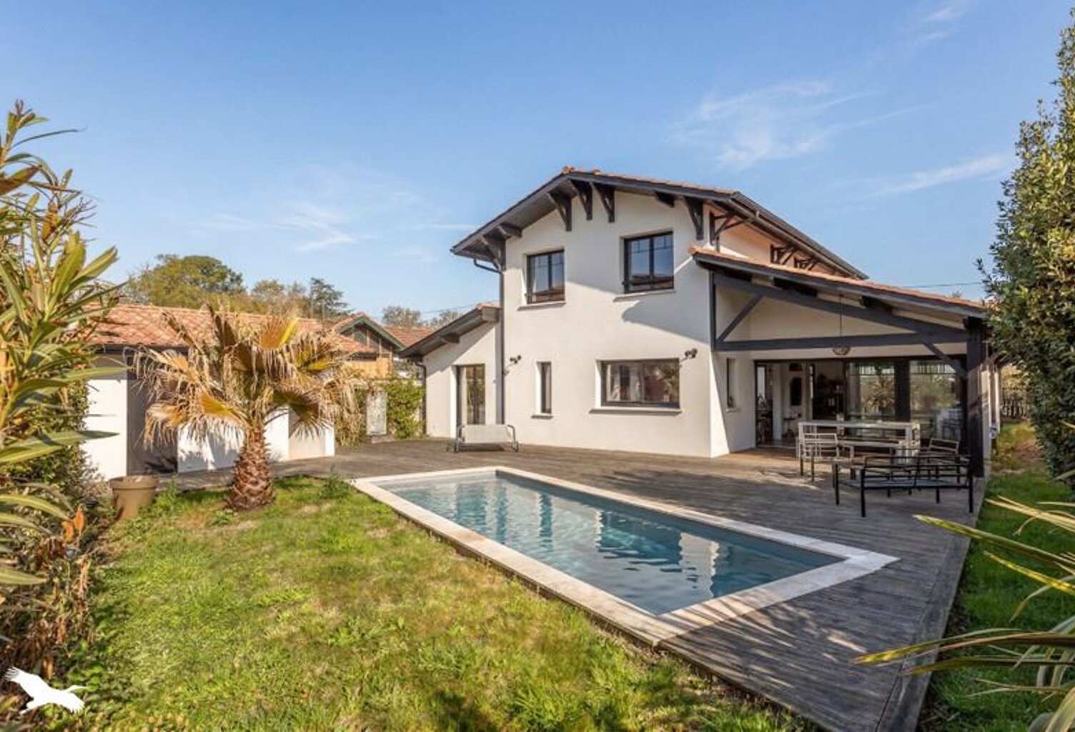 Contemporaine de 6 pièces principales — photo 1