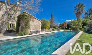 Maison 11 Pièces 356 m² à vendre à Tarascon (13150)