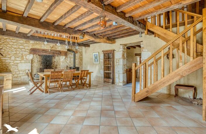 Maison en pierre de 6 pièces principales — photo 3