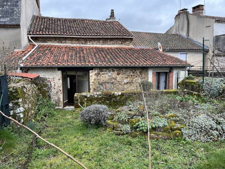 Maison de bourg de 4 pièces principales — photo 1